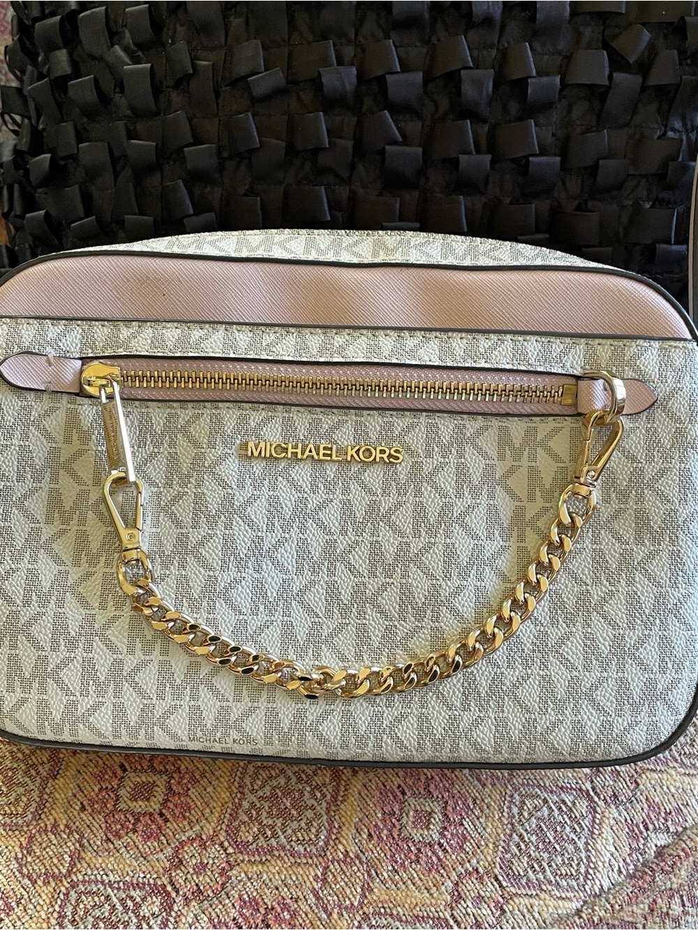 Michael Kors Jet Set Pink Blossom and Cream White Crossbody Bag 🩷 - Picture 2 of 5